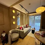 Royal Deluxe Z Widokiem Na Gory Апартаменты *